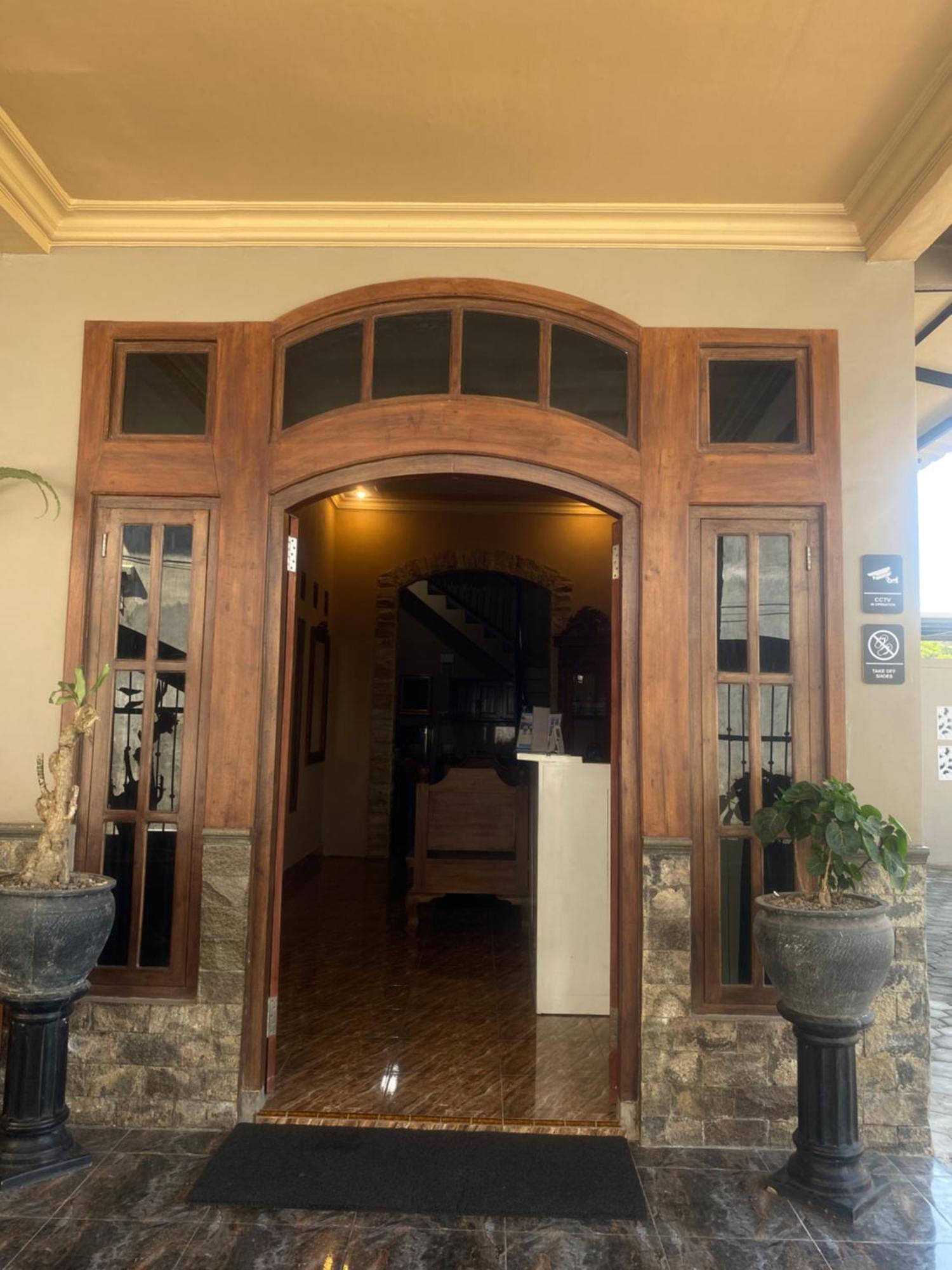 Hostel Good Feeling Banyuwangi Banyuwangi  Exterior foto