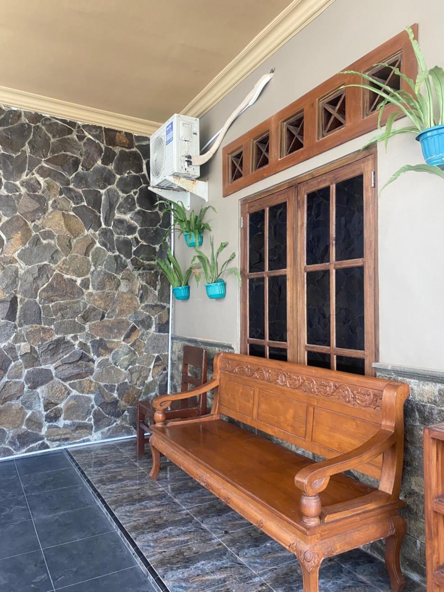 Hostel Good Feeling Banyuwangi Banyuwangi  Exterior foto
